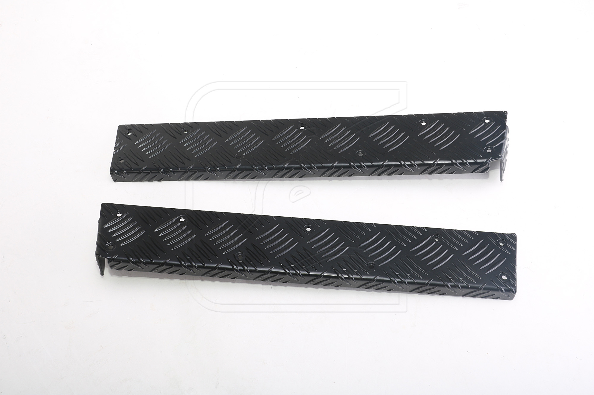 Chequer plate, for Defender 110, rear, narrow, black powder-coated