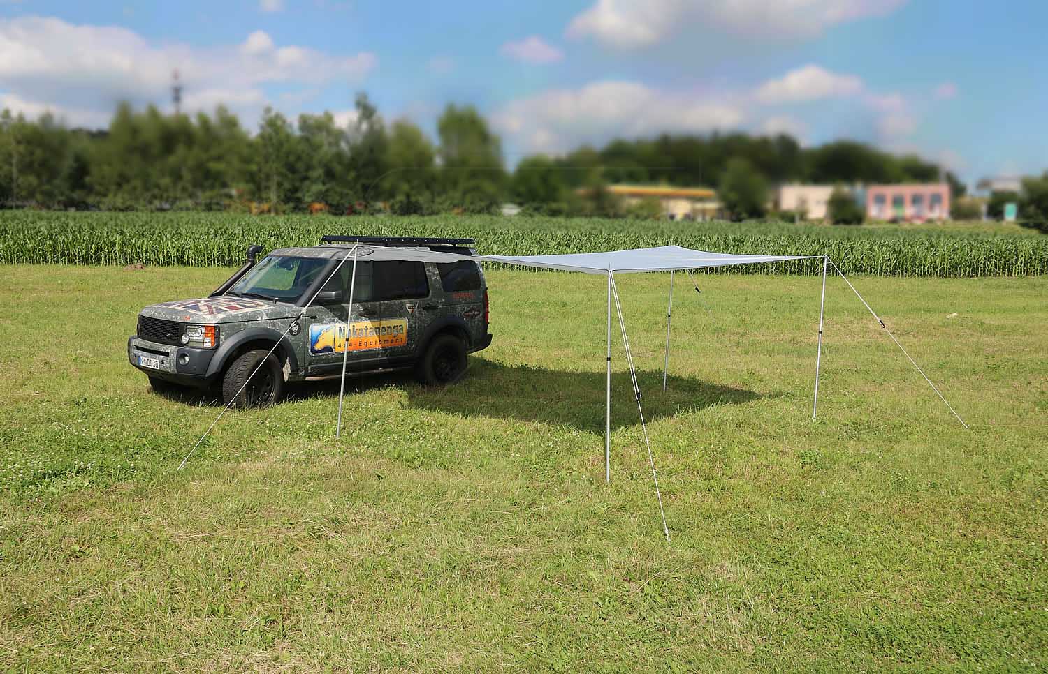 Roof Lodge Tarp with telescopic poles as car awning shelter
