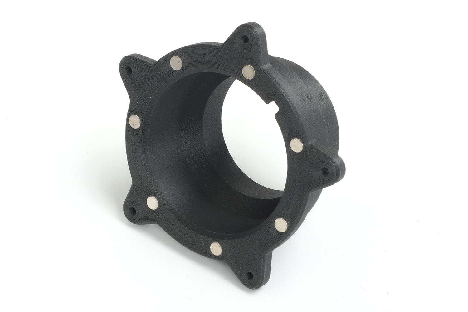 Magnetic mounting flange for hot air connection