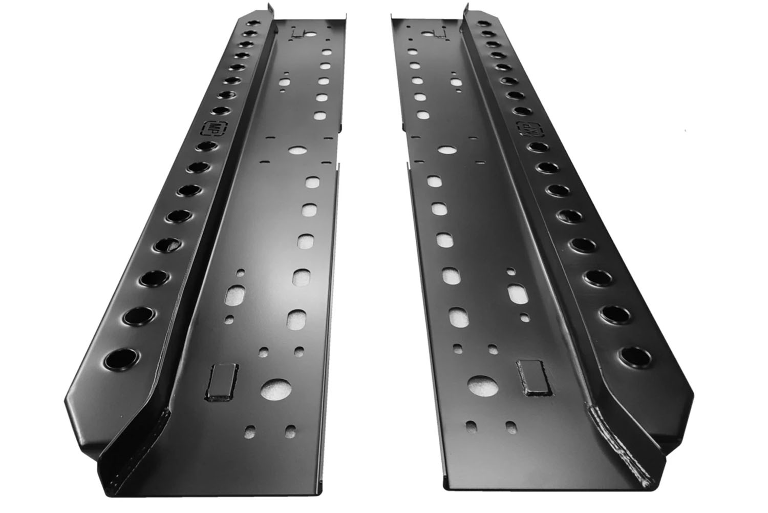 Steel rock sliders, perforated, for New Defender