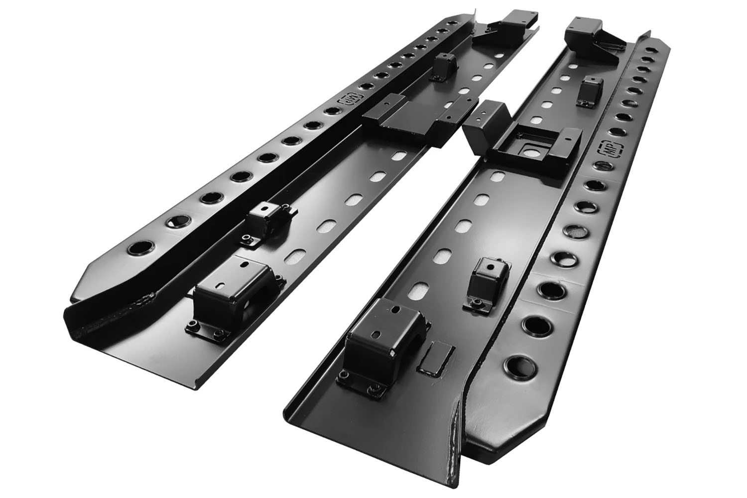 Rock & Tree Sliders with perforated steps for Land Rover New Defender 110, 130 from model year 2020