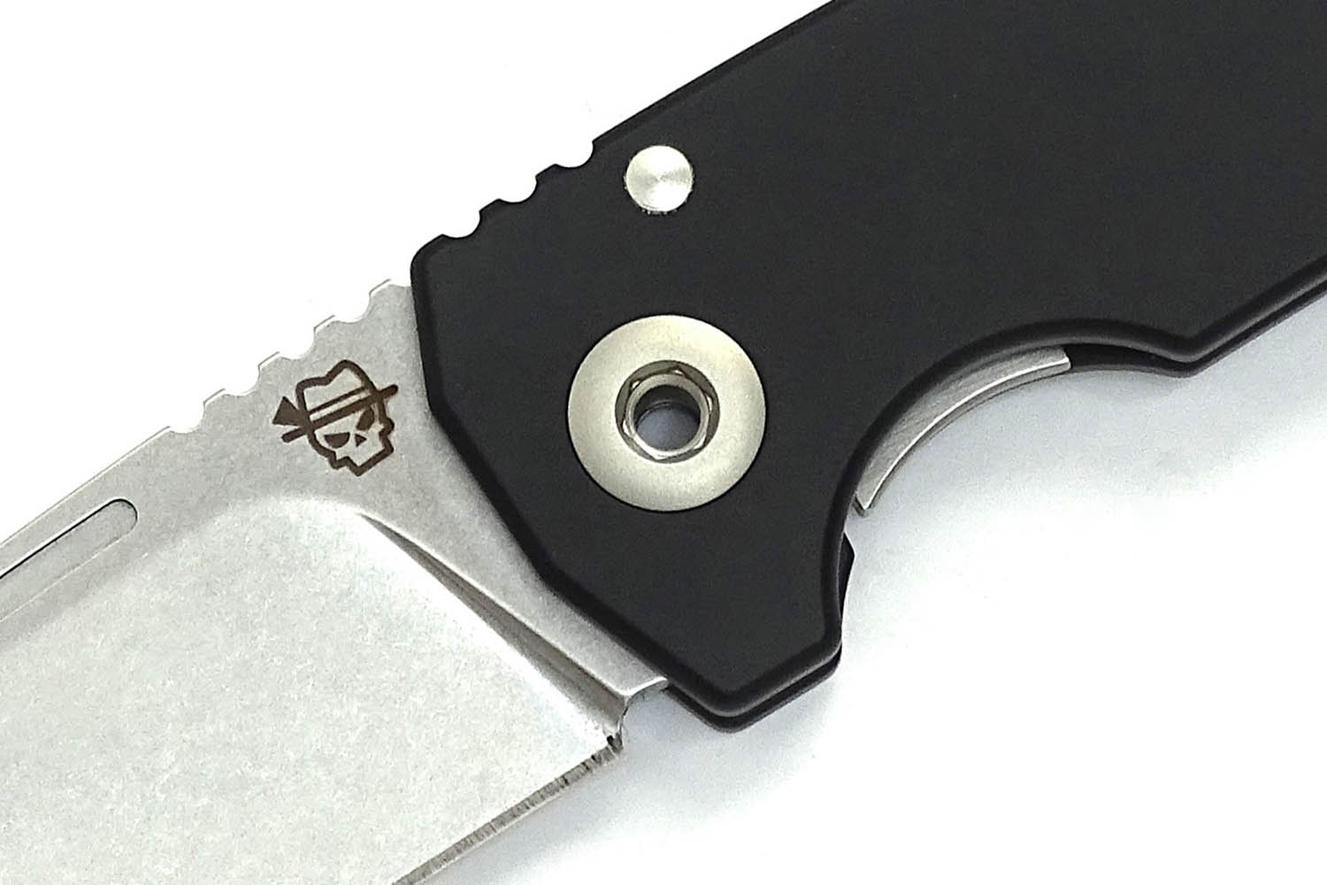 Folding knife, integral black, with aluminium shaft