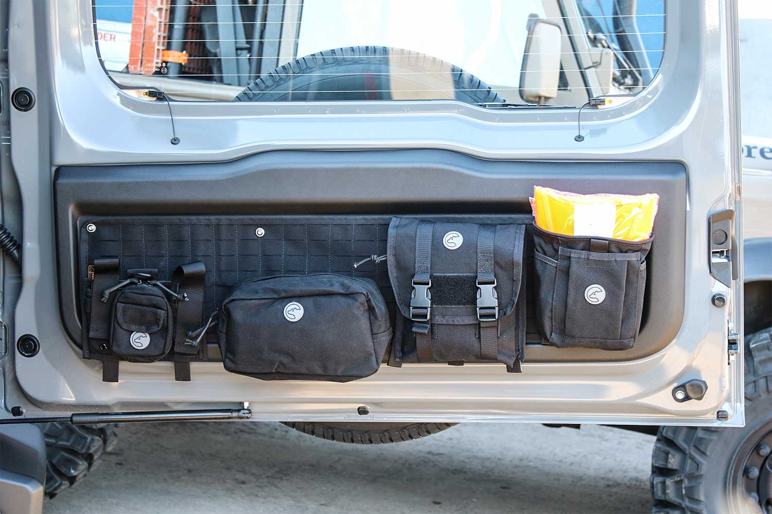 Tailgate Organizer, Suzuki Jimny, Erstehilfe