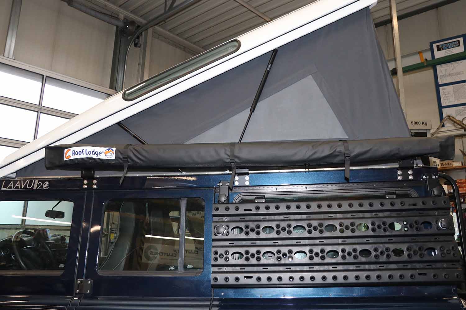 Application example: Awning bracket for pop-up roof frames