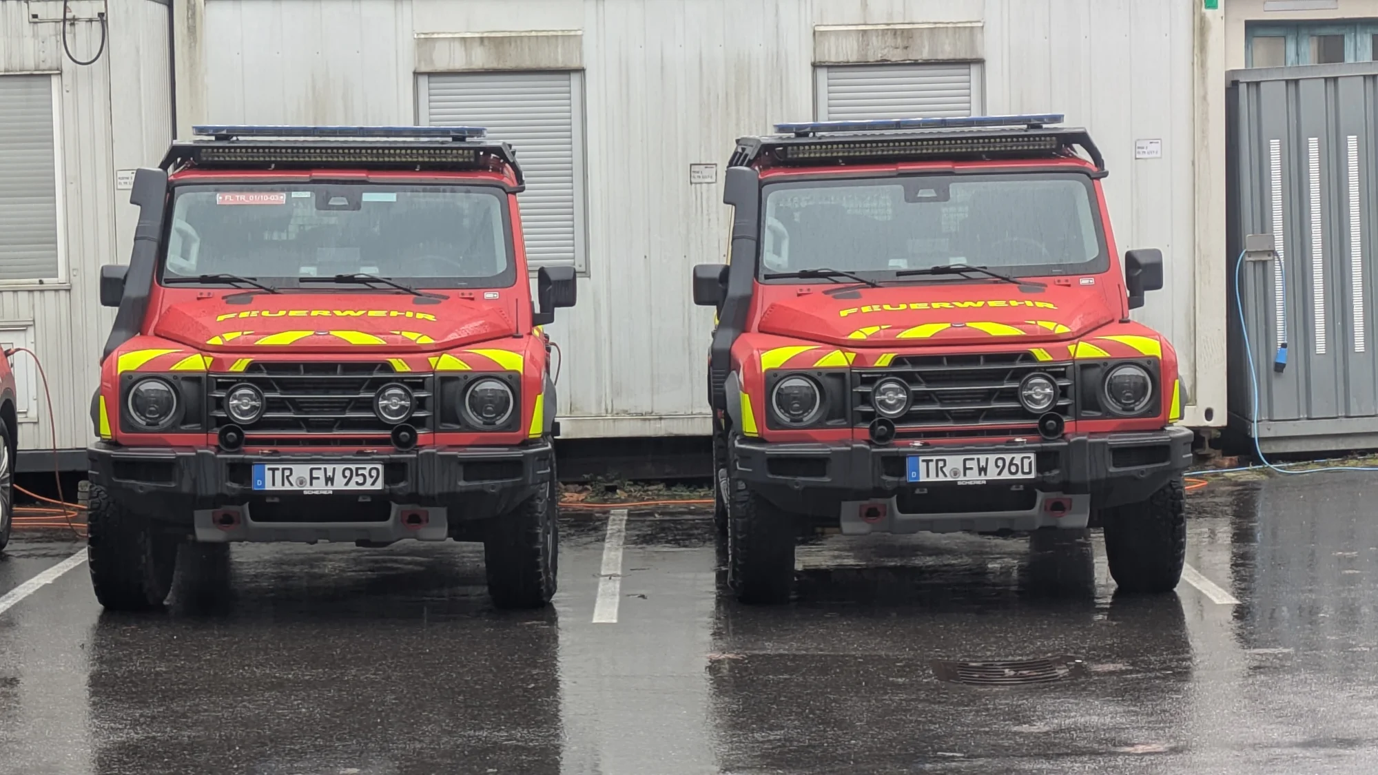 Ineos-Grenadier-Cargobear-Dachtraeger-Feuerwehr-Trier-11