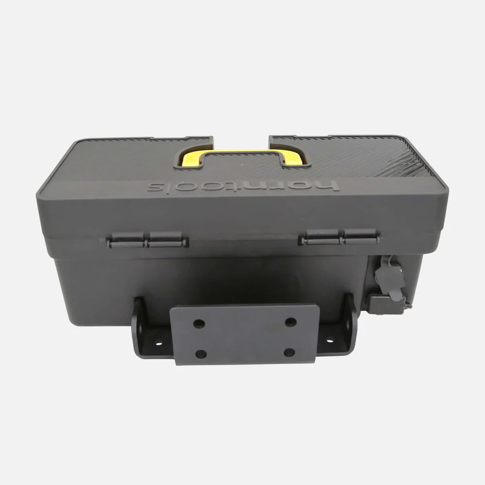 Winch box, horntools, view from behind