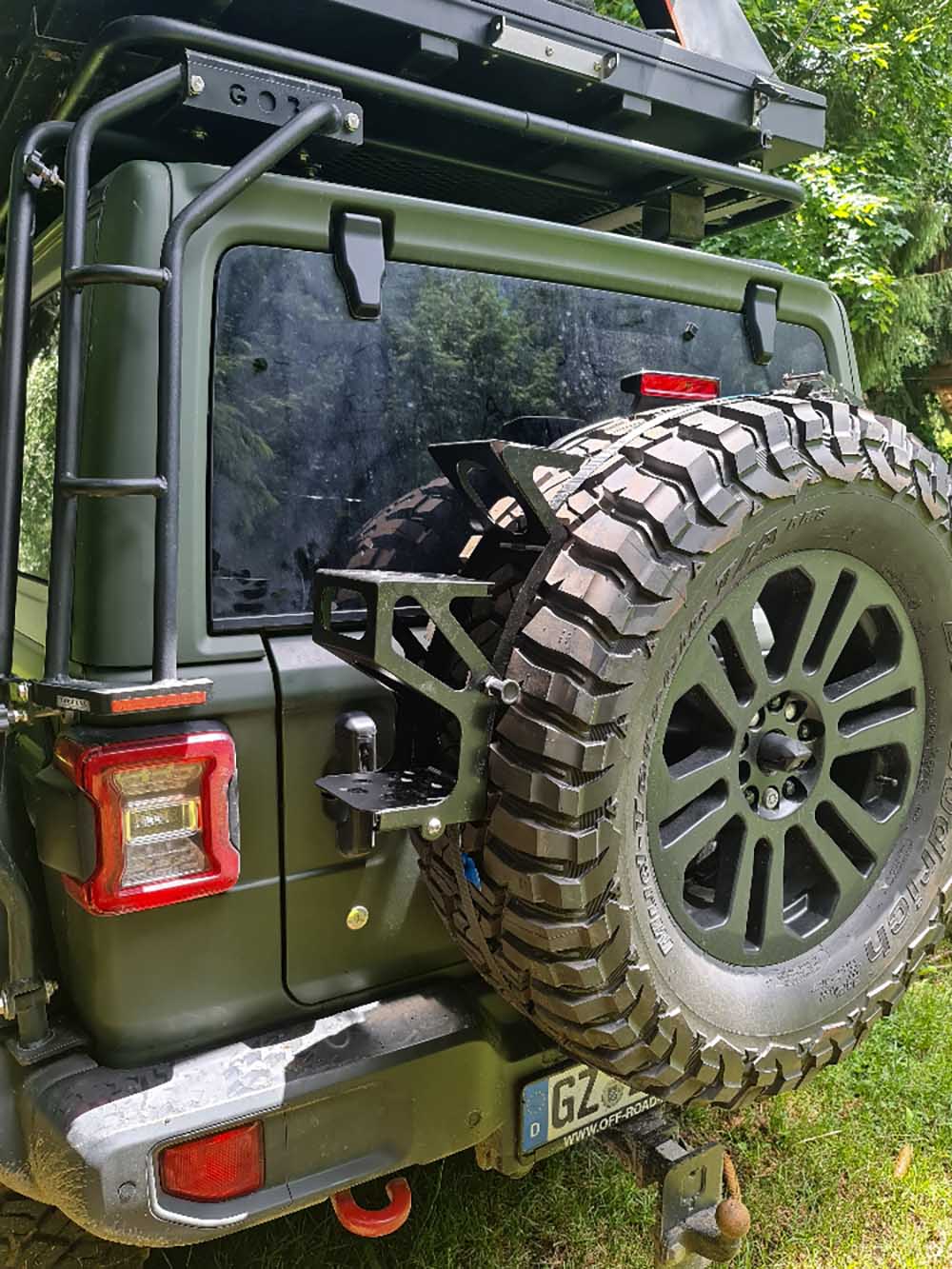 Supplement for spare wheel access aid