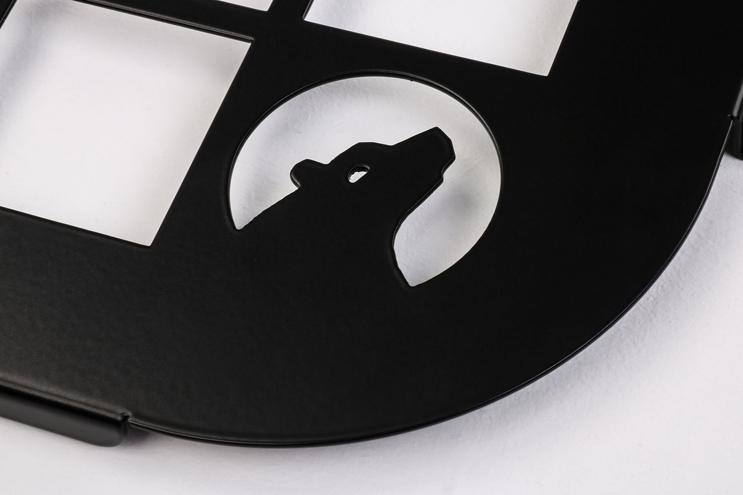 Rear side window guards for Land Rover Defender 90/110 - shop now!