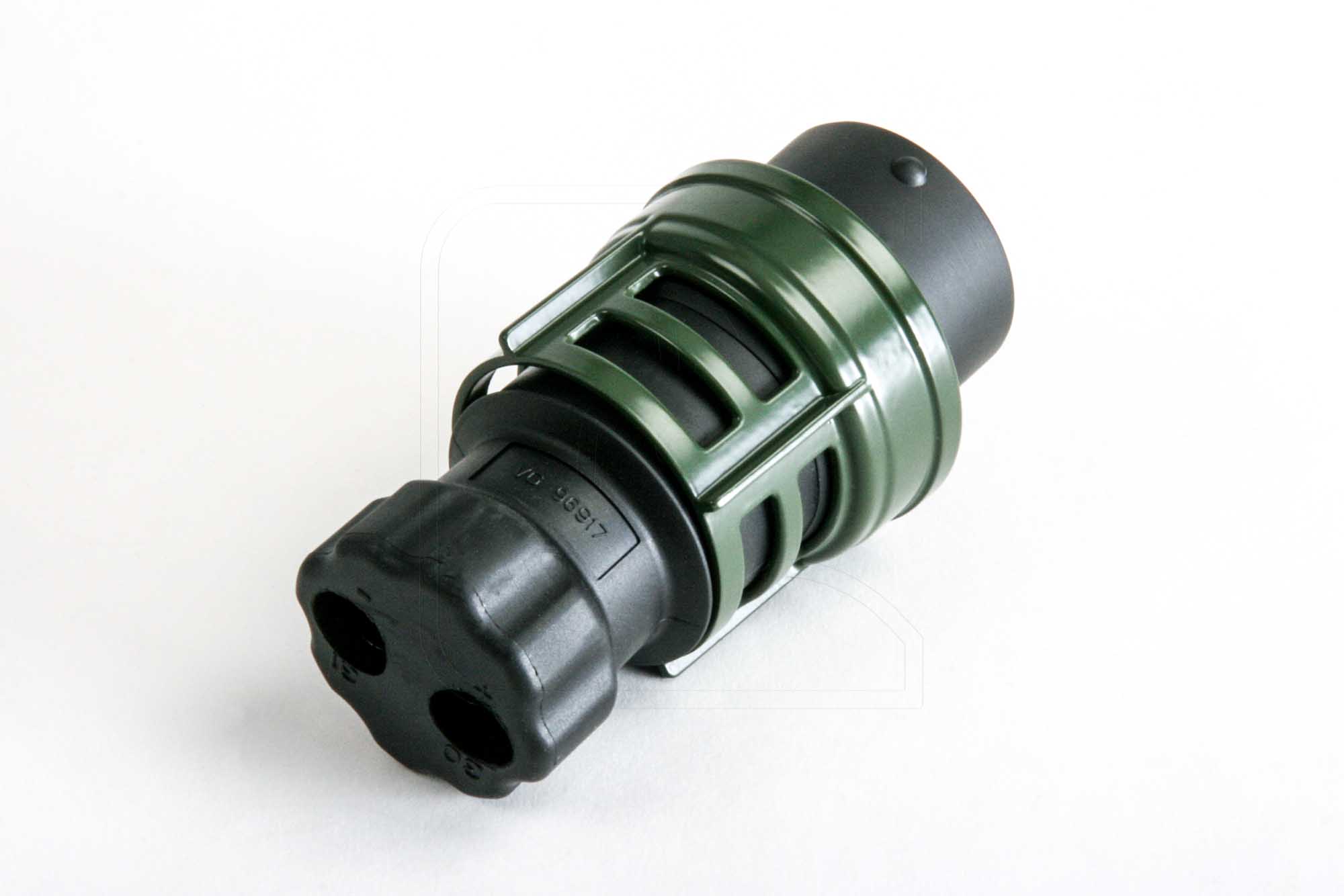 NATO socket / plug