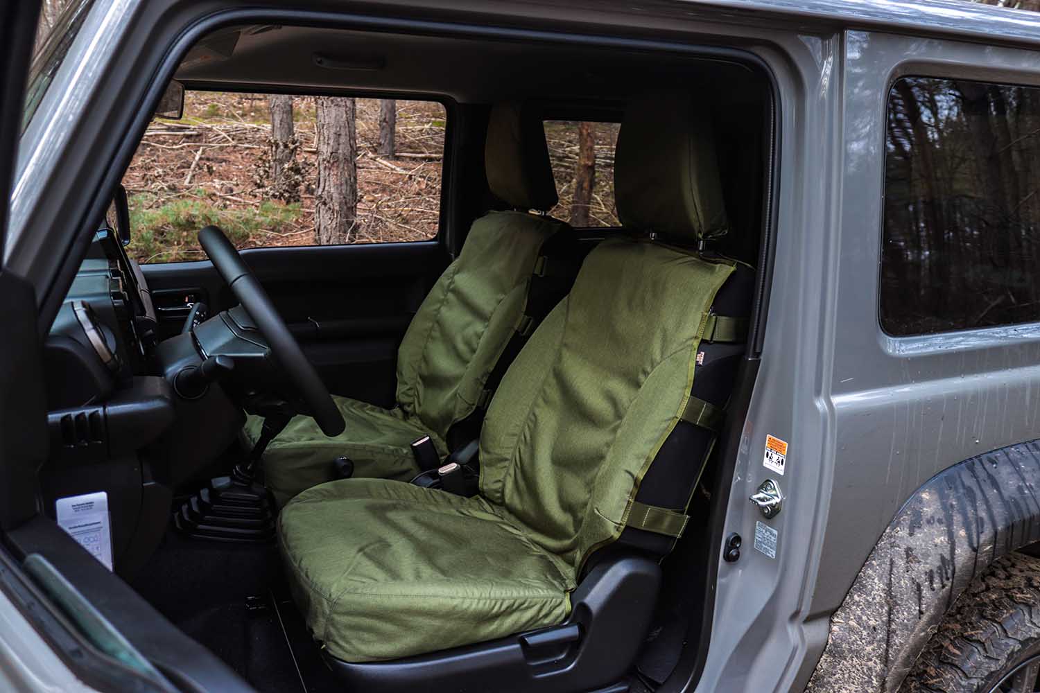  Sitzbezug oliv, am Fahrzeug, Jimny 2