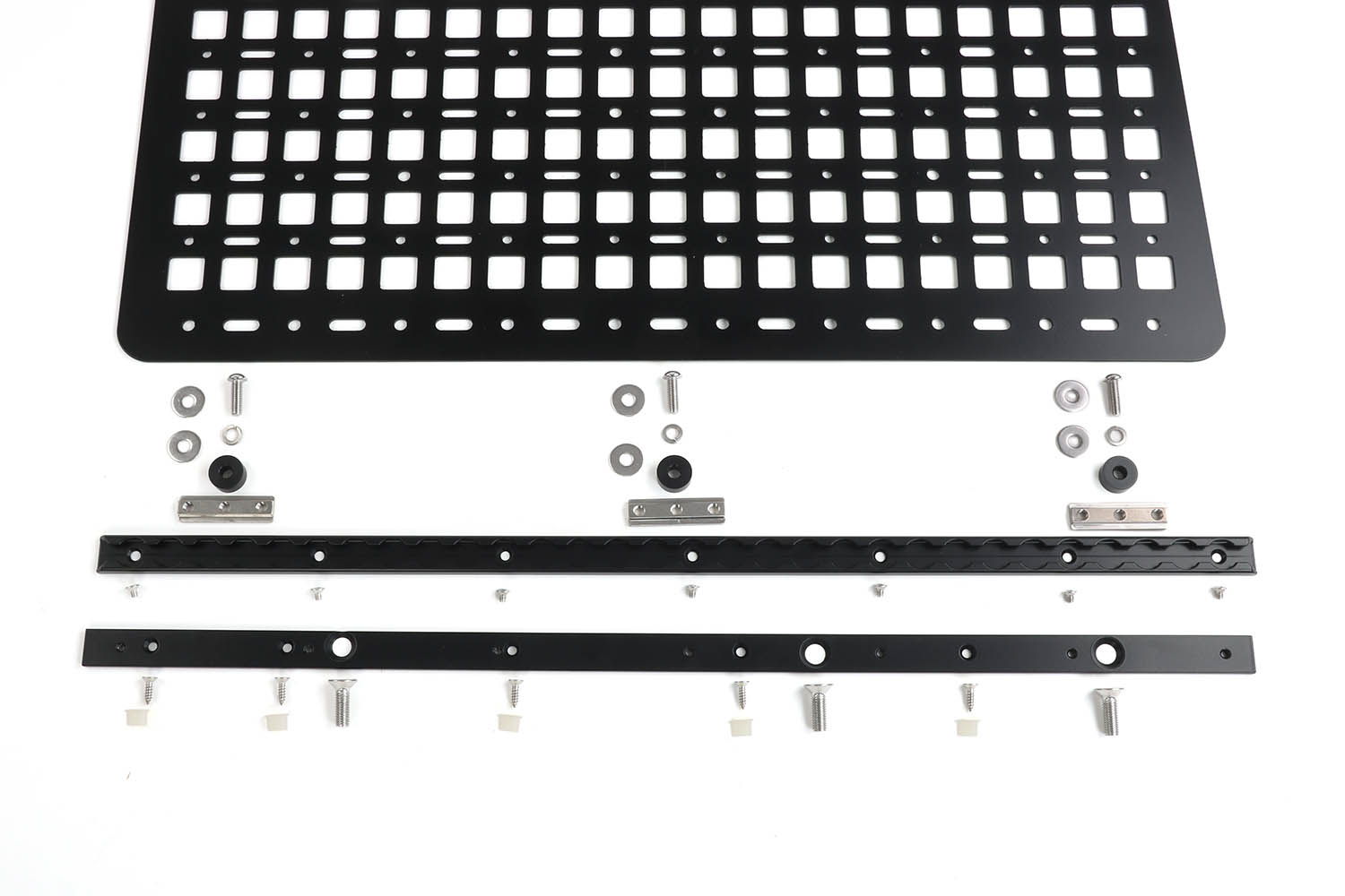 Close-up, kit for attaching the bottom of the Molle panel to the New Defender