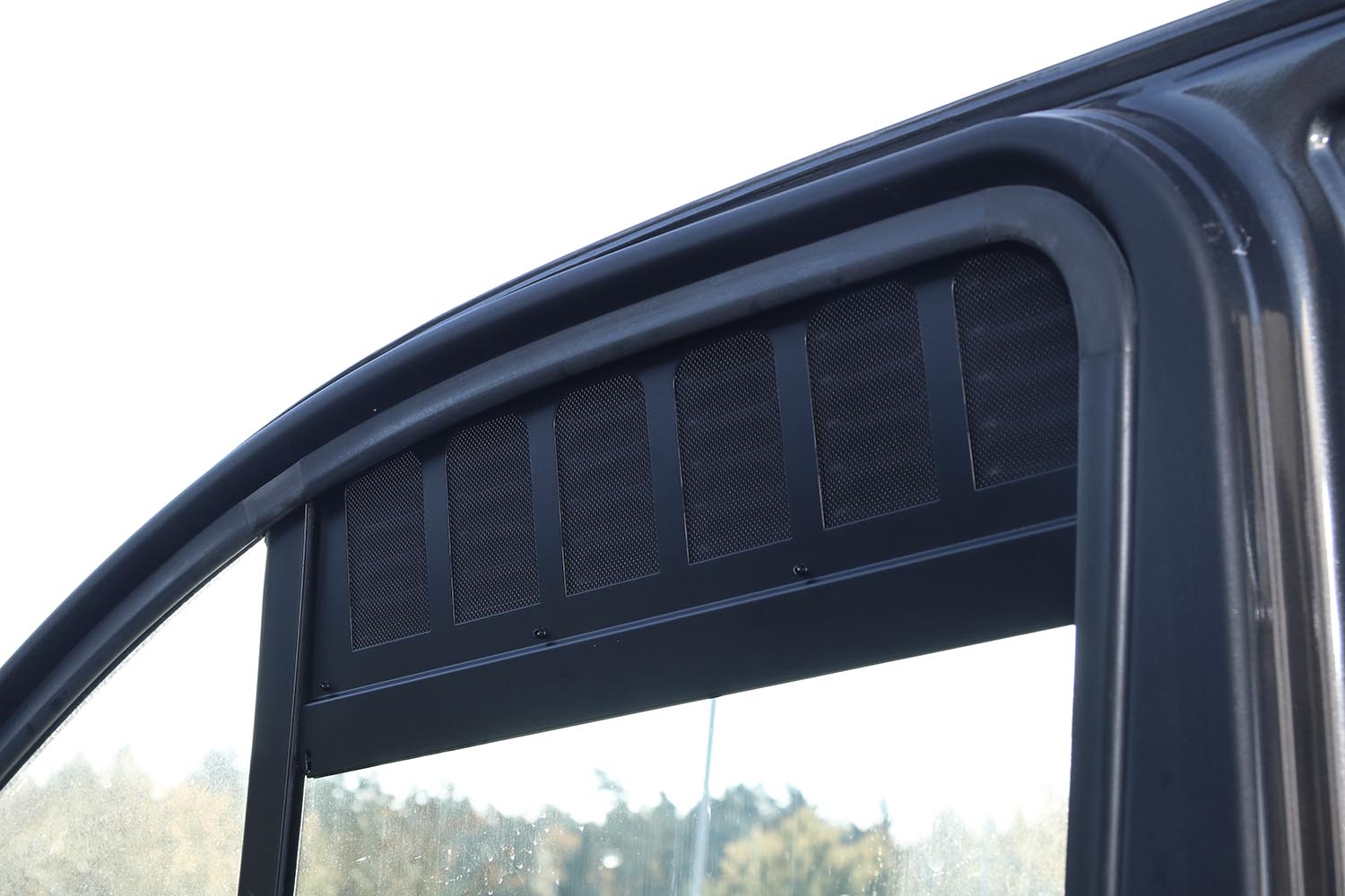 Ein Paar Fensterlüfter für Ford Transit seit 2014 - CF12967