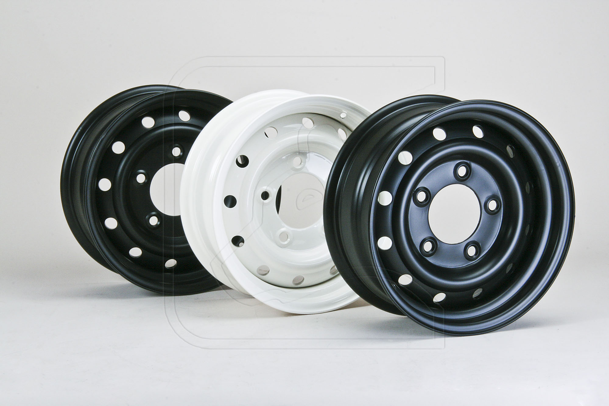 Lr Wolf Steel Wheel 6 5x16 Shop Now Nakatanenga 4x4 Equipment For Land Rover Offroad Outdoor