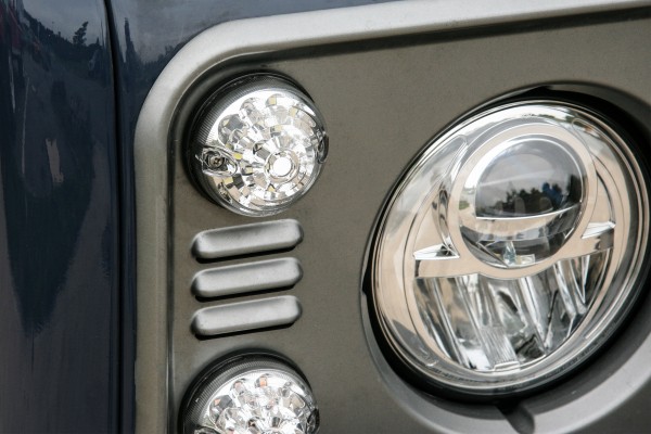 Nakatanenga LED Tagfahrlicht und Positionslicht für Land Rover Defender
