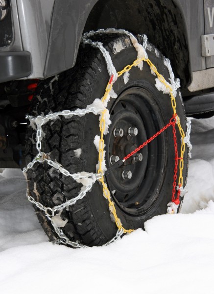 Snow chains for 4x4 - 235/85R16