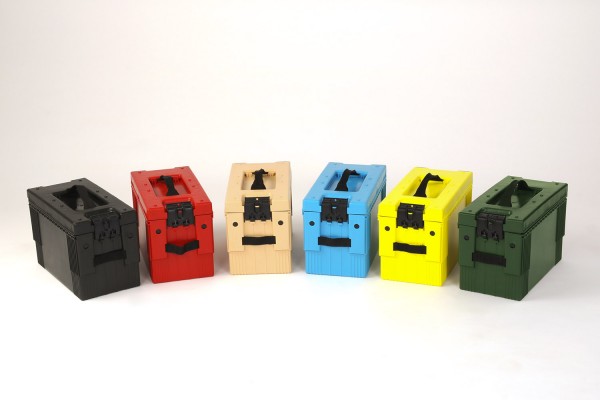 Transportbox aus Kunststoff, wasserdicht in verschiedenen Farben