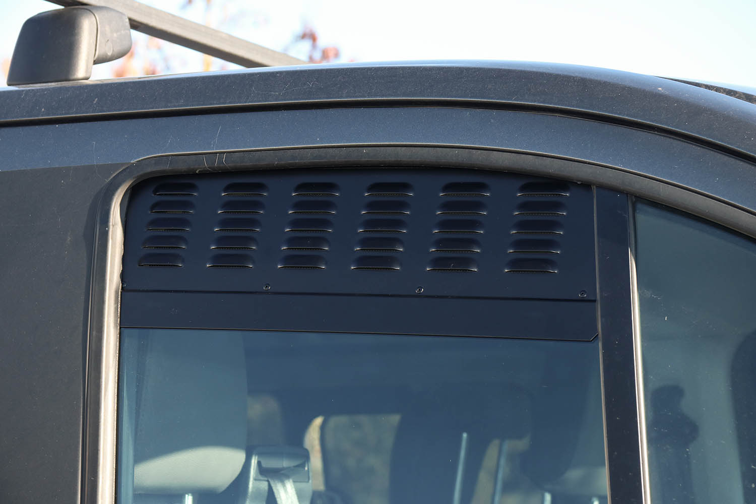 ▷ Lüftungsbleche vordere Seitenfenster - Ford Transit Custom
