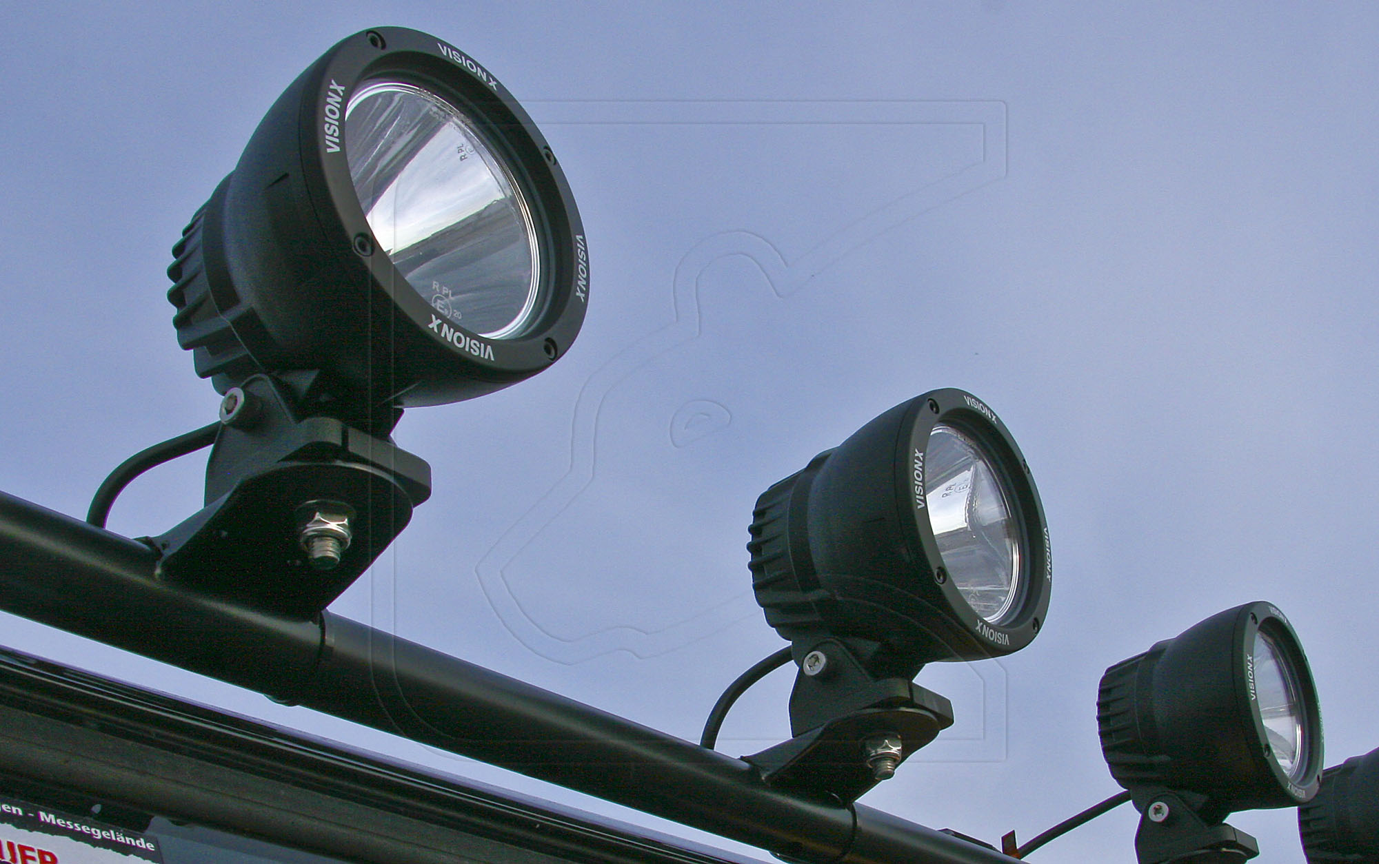 ▷ Nakatanenga Lampenbügel mit 4 LED Fernscheinwerfern - jetzt hier!