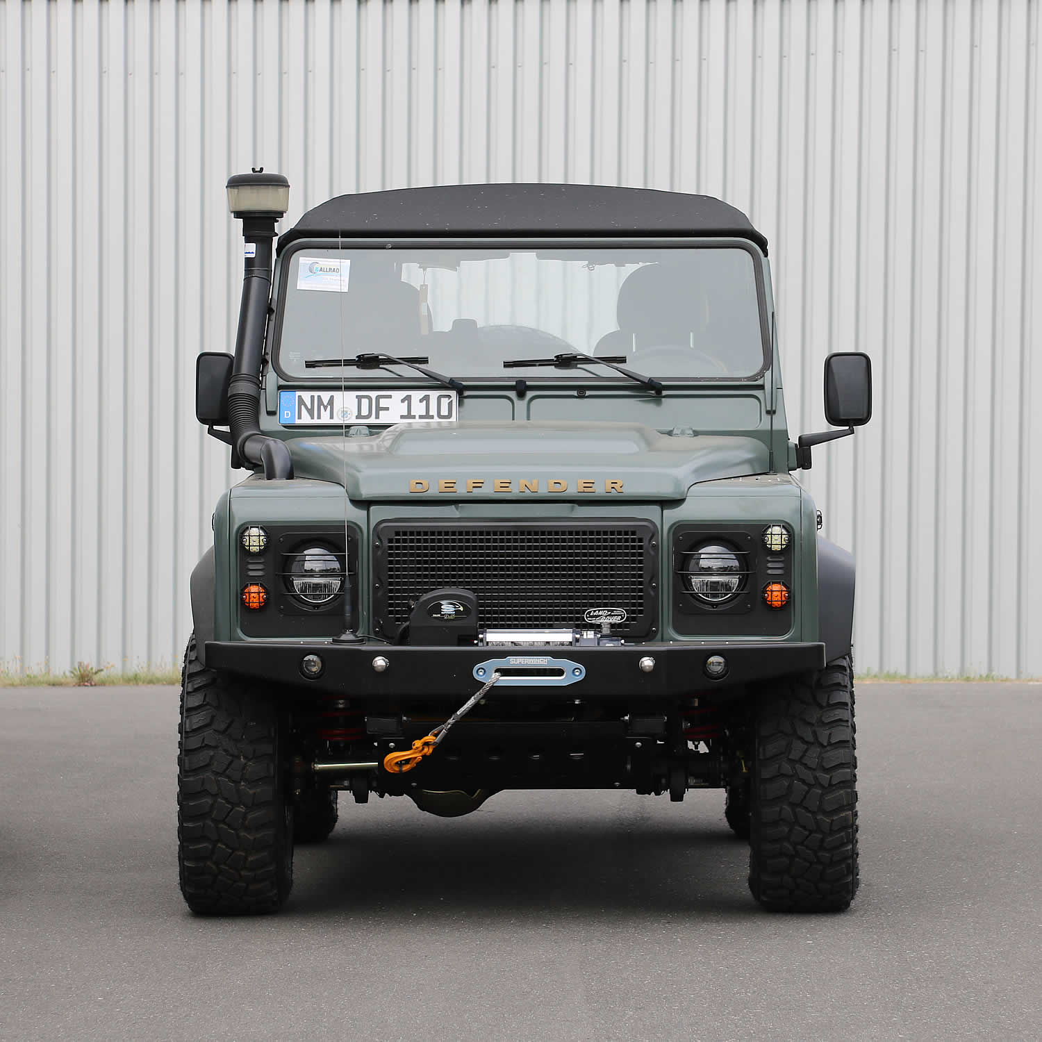 Extended wheelarches for Land Rover Defender