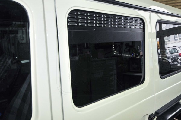 Mercedes G ventilation grille
