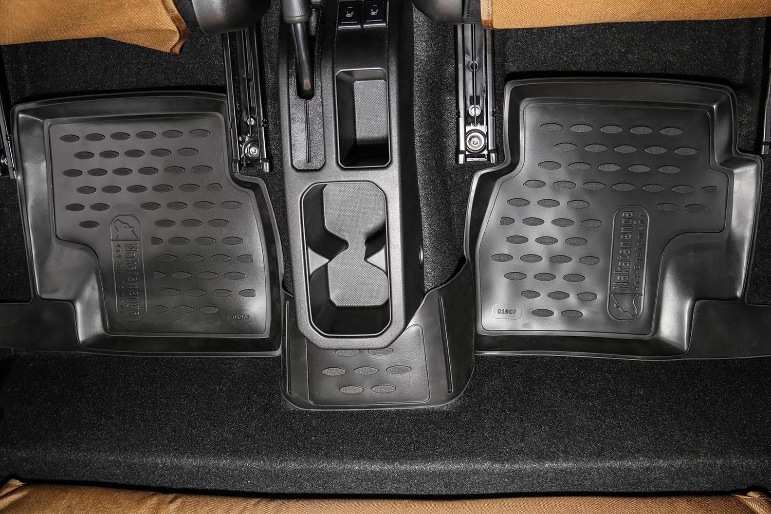 Fußmatten Set für Suzuki Jimny II Modell GJ ab BJ2018-Schaltgetriebe