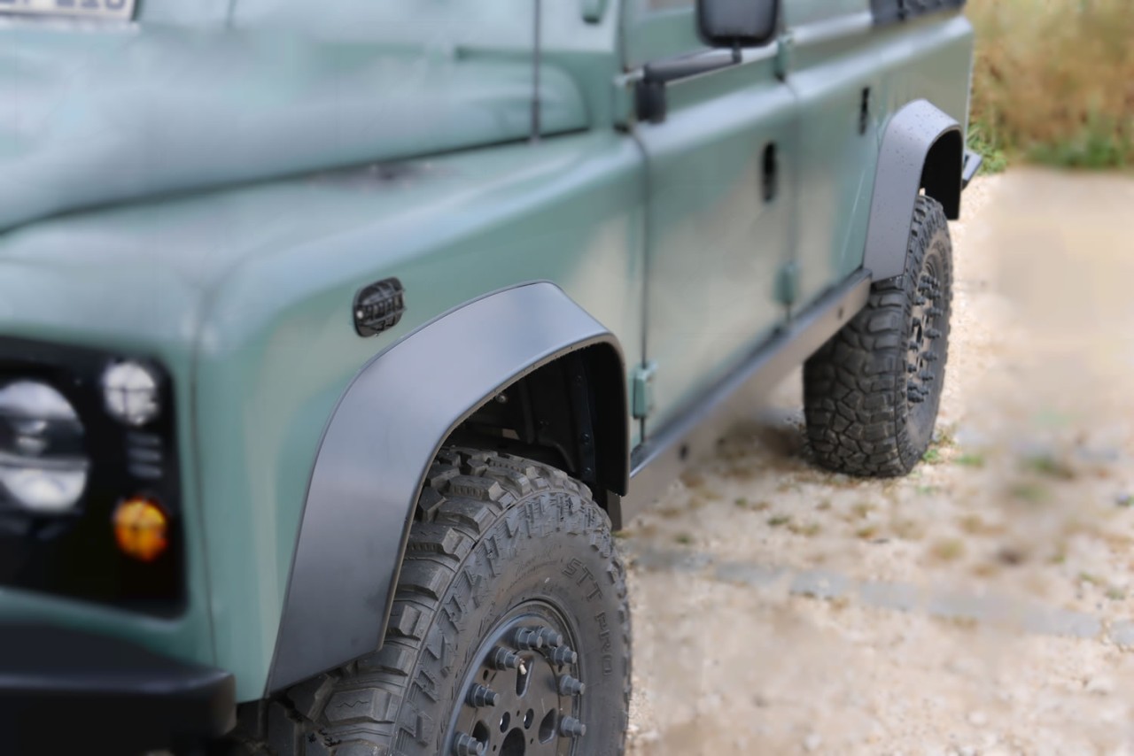 Fender widening Land Rover Defender - shop now!
