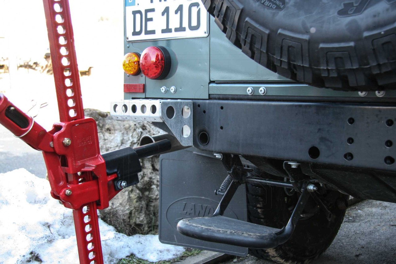 High-Lift Jack adaptor for Land Rover Defender - shop now!